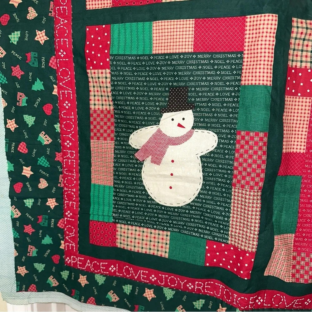 Project peace - unfinished Christmas lap blanket/wall hanging, 36 x 40“